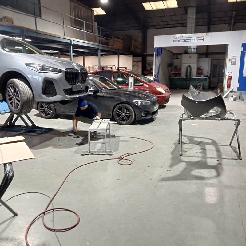 Atelier Carross Dimov - Cabine de peinture